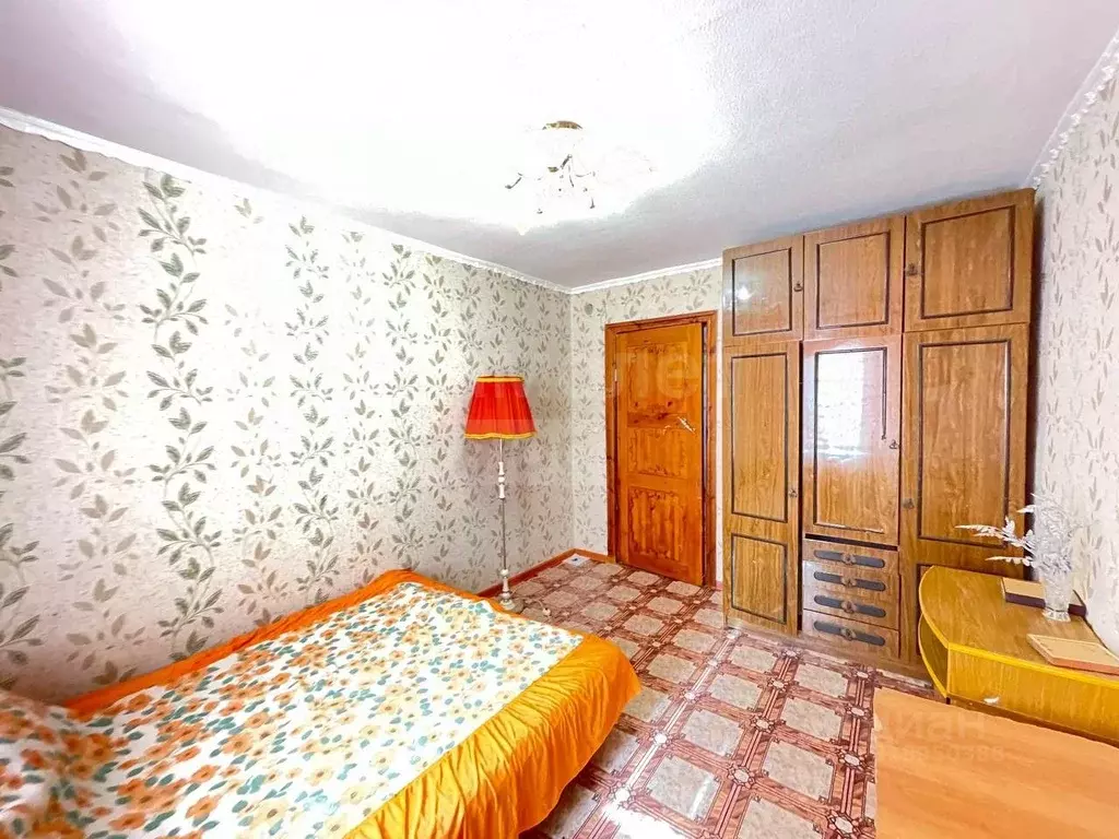 Дом в Оренбургская область, Соль-Илецк Светлый пер., 10 (150 м) - Фото 0