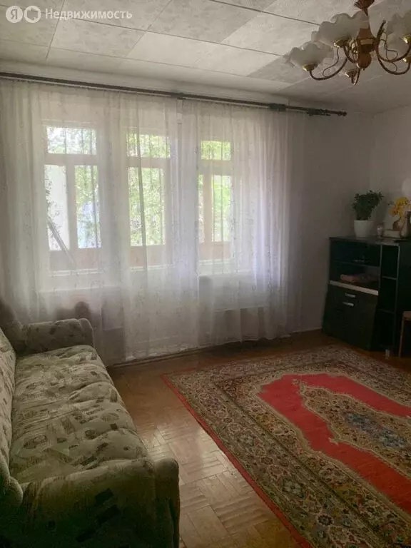 1-комнатная квартира: Еманжелинск, улица Матросова, 5 (35.6 м) - Фото 0