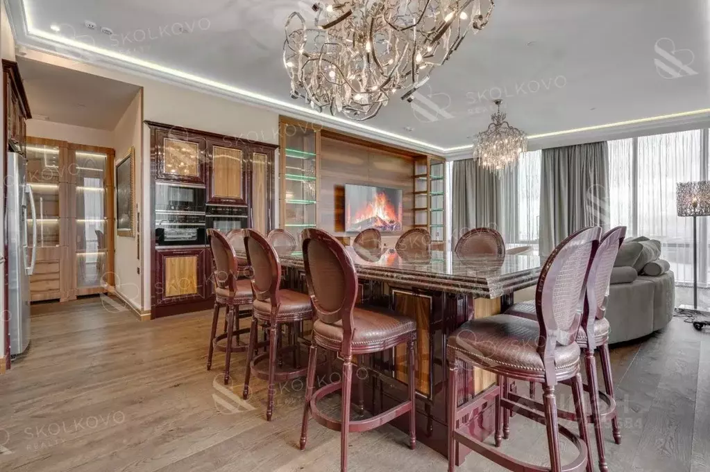 4-к кв. Москва Мосфильмовская ул., 8 (170.0 м) - Фото 1