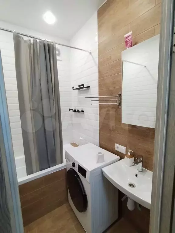 1-к. квартира, 39 м, 5/9 эт. - Фото 1