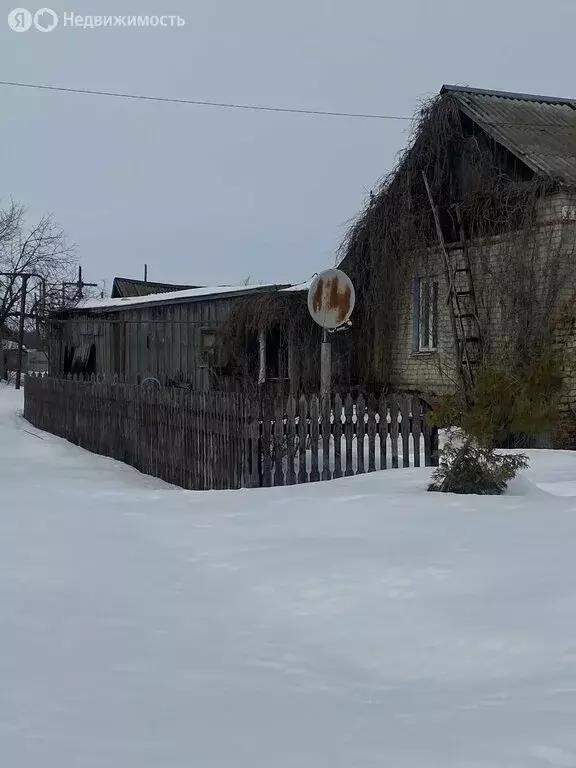 Дом в Саратовская область, рабочий посёлок Новые Бурасы, Зелёная ... - Фото 2