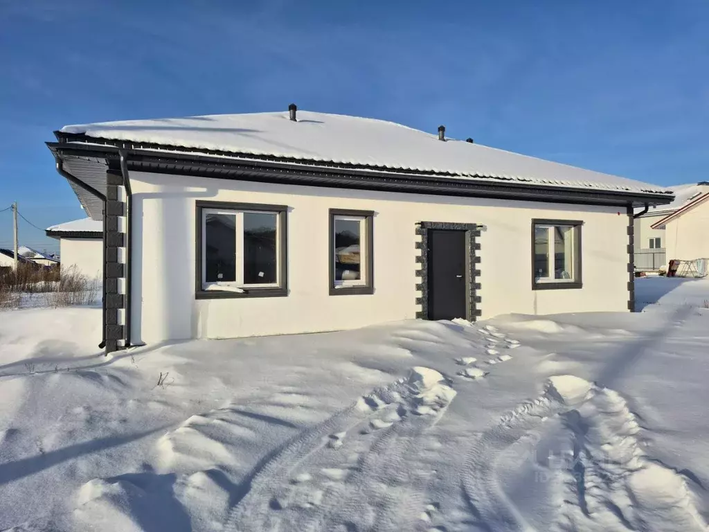 Дом в Свердловская область, Полевской муниципальный округ, с. ... - Фото 1