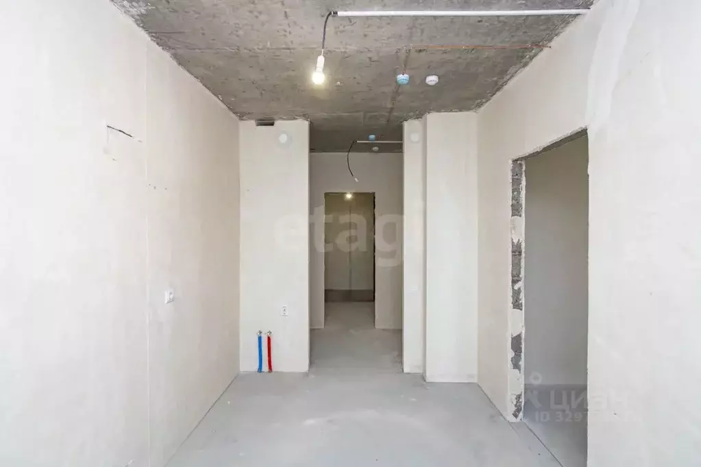 1-к кв. Тюменская область, Тюмень Новгородская ул., 9Б (25.1 м) - Фото 1
