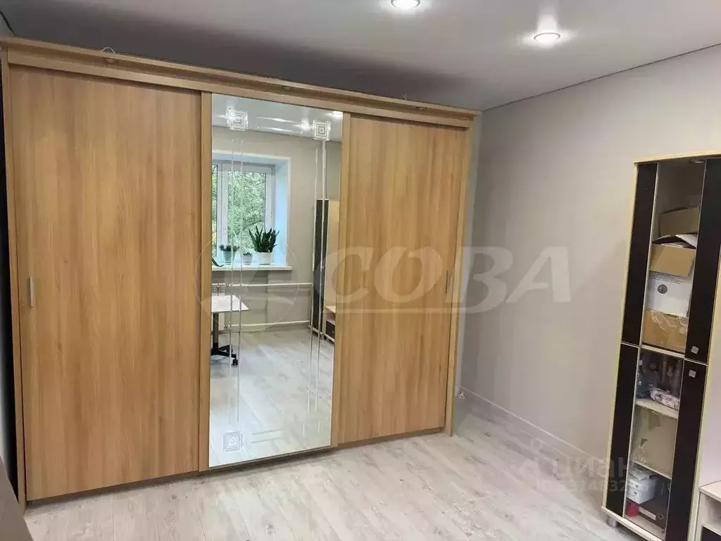 Комната Тюменская область, Тюмень ул. Декабристов, 148 (25.8 м) - Фото 2