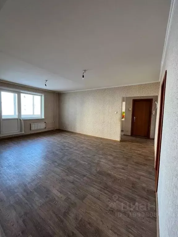 4-к кв. Красноярский край, Красноярск ул. Молокова, 40 (84.0 м) - Фото 0