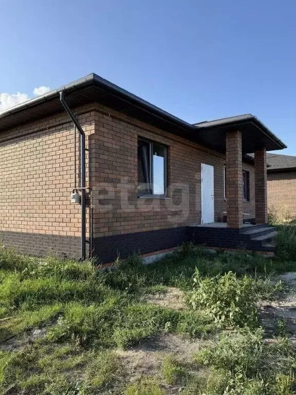 Дом в Курская область, Курский район, Моковский сельсовет, д. 1-я ... - Фото 0