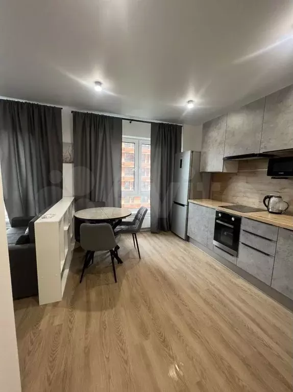 1-к. квартира, 40 м, 4/33 эт. - Фото 0