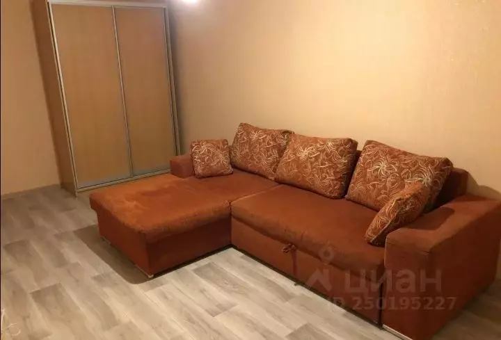 2-к кв. Вологодская область, Череповец Комсомольская ул., 33 (56.0 м) - Фото 1