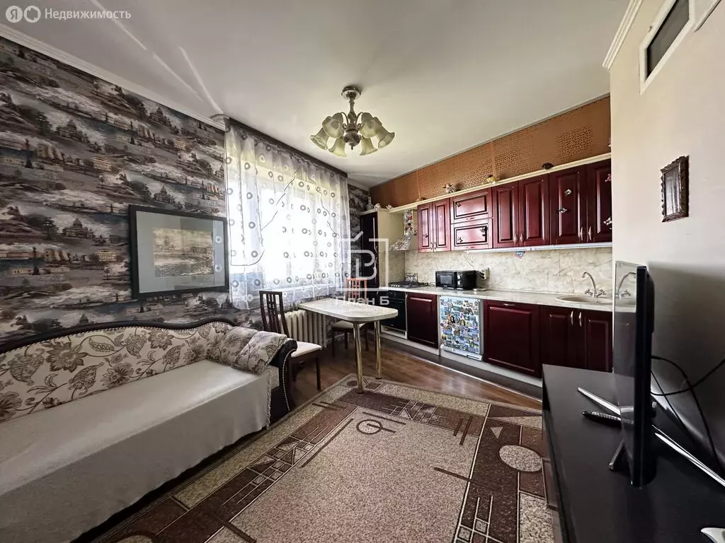 1-комнатная квартира: Калуга, улица Баррикад, 144 (50 м) - Фото 0
