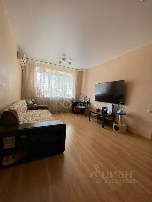 1-к кв. Волгоградская область, Волгоград ул. Базарова, 2 (38.8 м) - Фото 0