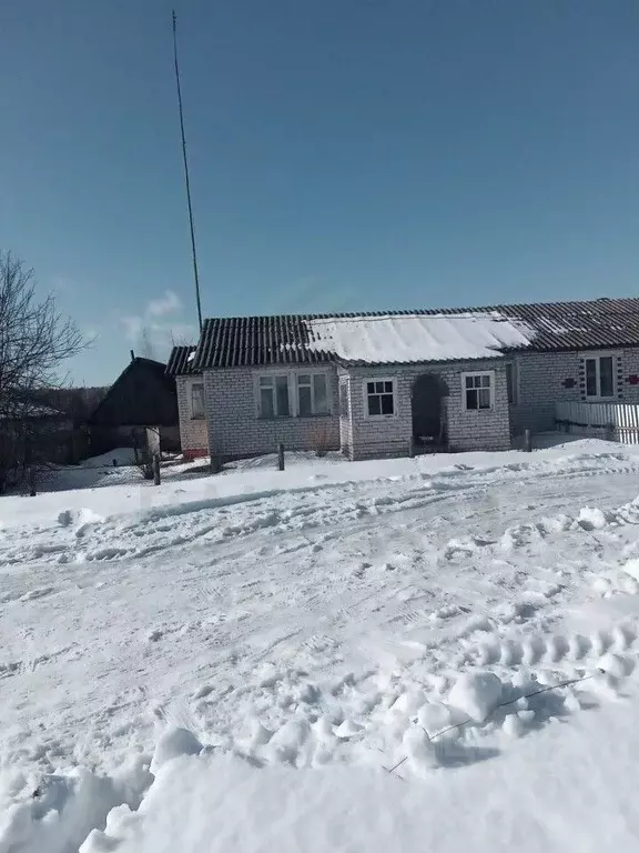 Дом в Брянская область, Дятьковское городское поселение, д. Псурь  (60 ... - Фото 1