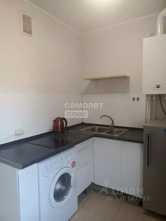 Студия Астраханская область, Астрахань ул. Савушкина, 6И (22.0 м) - Фото 1