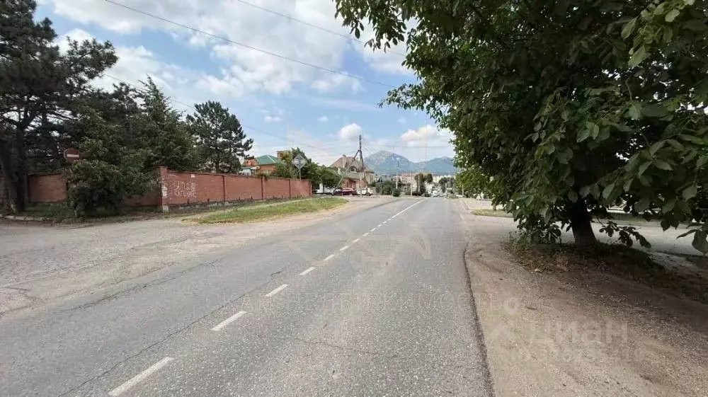 Дом в Ставропольский край, Пятигорск Ессентукская ул., 26 (100 м) - Фото 2