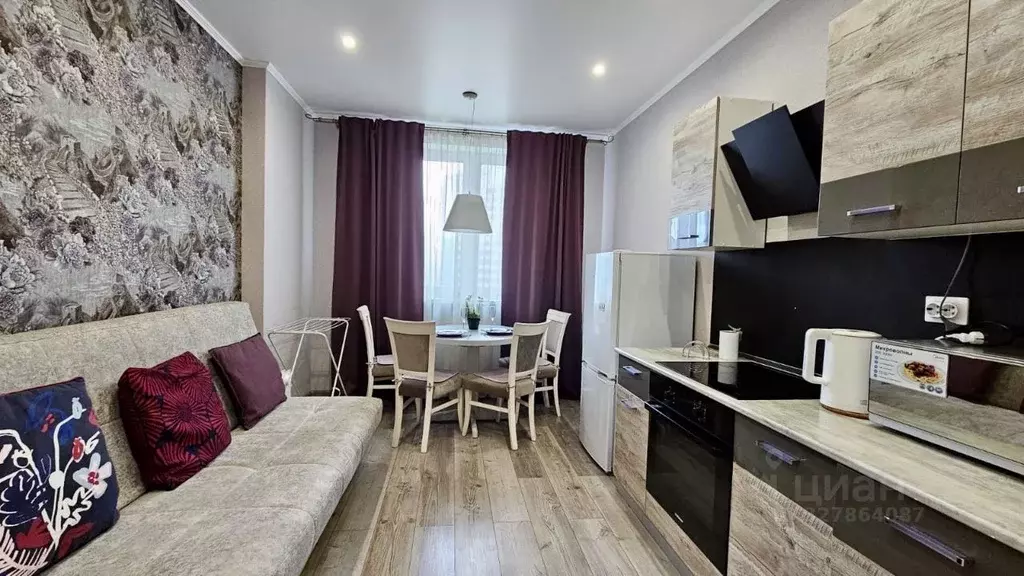 1-к кв. Татарстан, Казань ул. Алексея Козина, 7 (42.0 м) - Фото 1