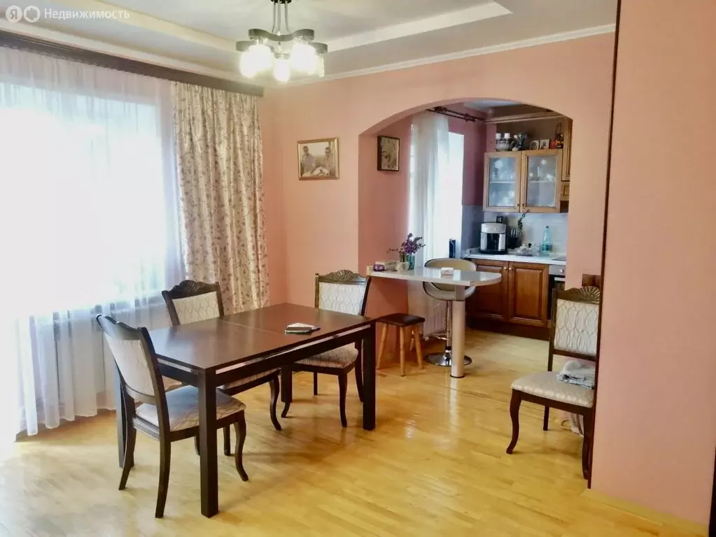 4-комнатная квартира: Сыктывкар, Коммунистическая улица, 44А (98.2 м) - Фото 1