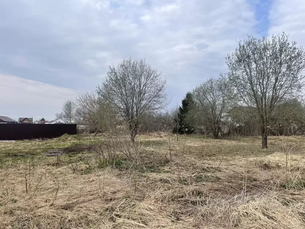 Участок в Московская область, Сергиево-Посадский городской округ, д. ... - Фото 1