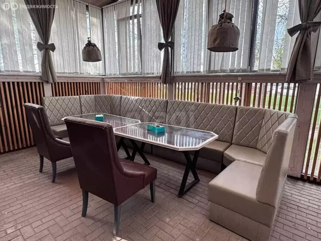 Торговая площадь (244.5 м) - Фото 1