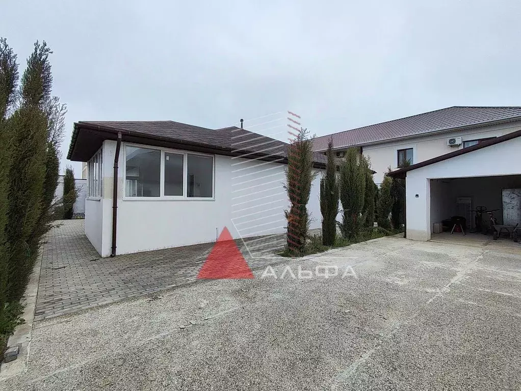 Дом в Крым, Евпатория городской округ, Заозерное пгт ул. Аллея Дружбы ... - Фото 2