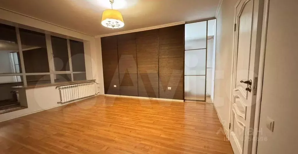 4-к кв. Бурятия, Улан-Удэ 102-й мкр, ул. Ринчино, 10А (132.0 м) - Фото 1