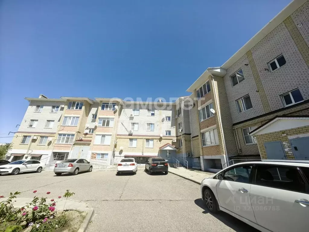 2-к кв. Калмыкия, Элиста 9-й мкр, 142 (60.0 м) - Фото 1