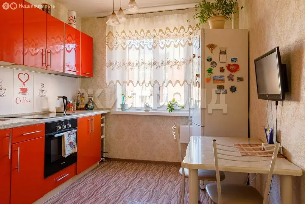 2-комнатная квартира: Новосибирск, улица Толстого, 3 (50 м) - Фото 1