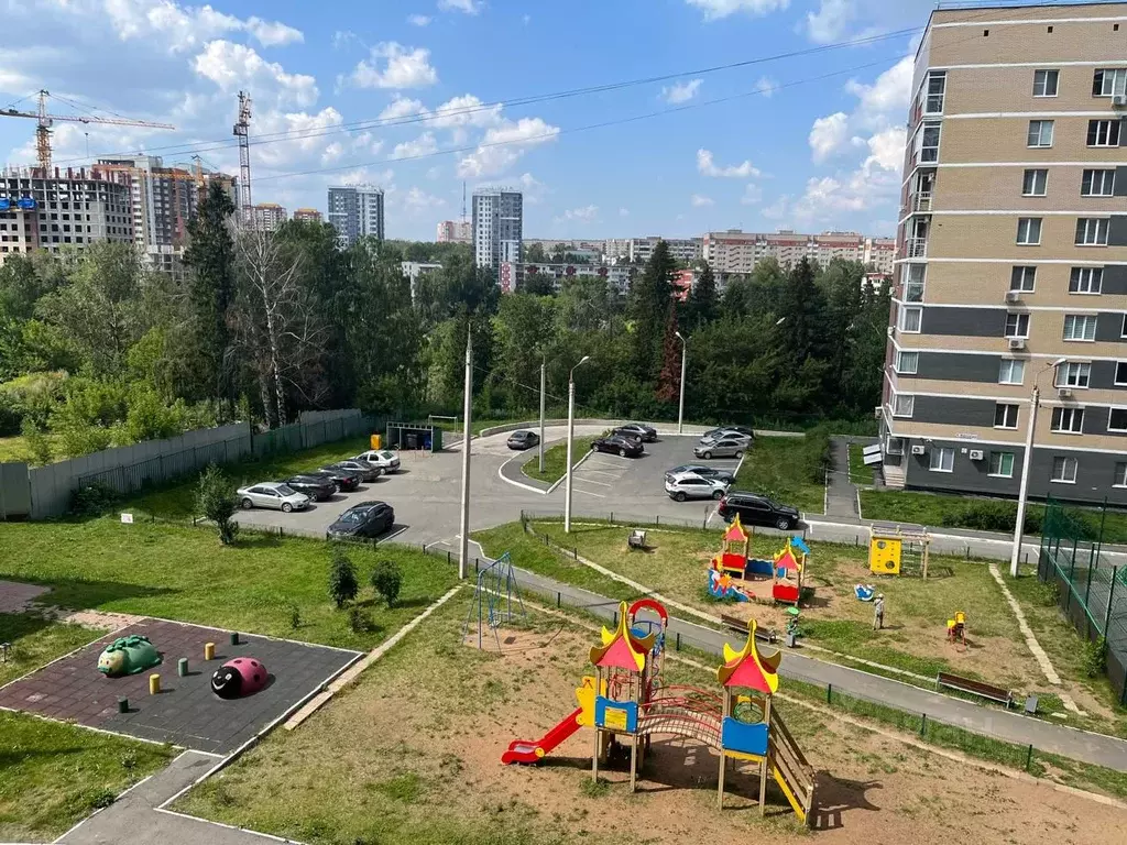 4-к кв. Удмуртия, Ижевск ул. Карла Маркса, 453 (98.0 м) - Фото 1