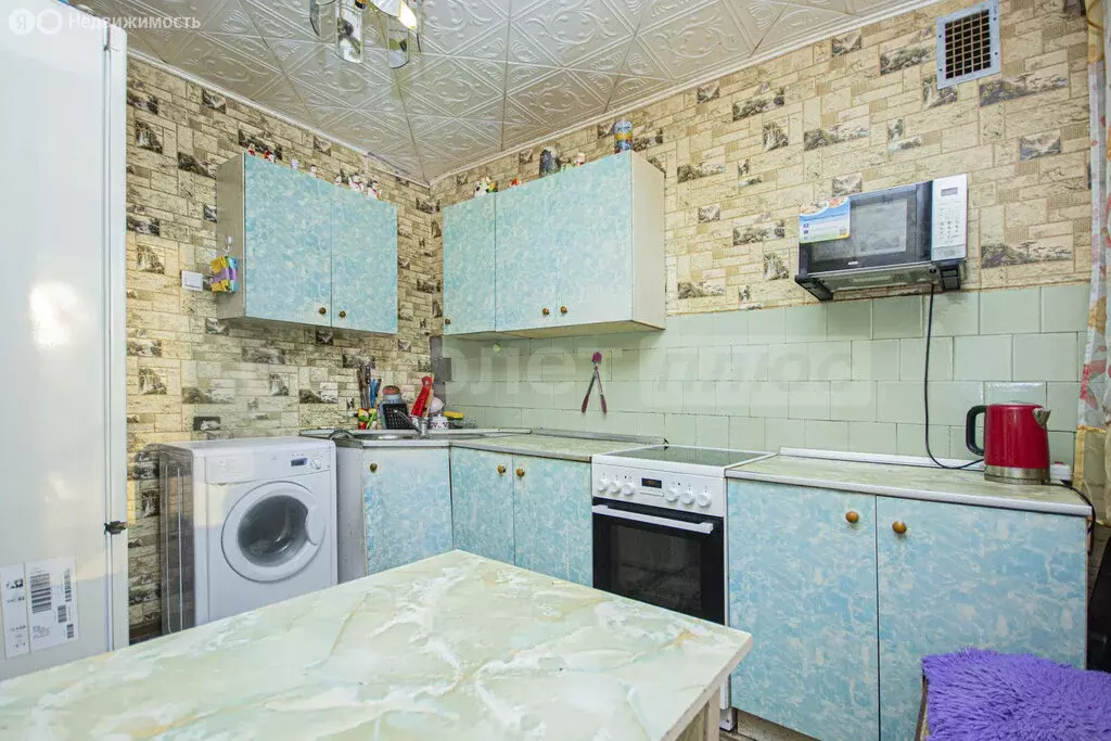 3-комнатная квартира: посёлок городского типа Селятино, Теннисная ... - Фото 1