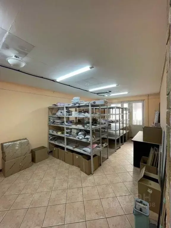 Помещение свободного назначения в Тюменская область, Тюмень Паровозная ... - Фото 1