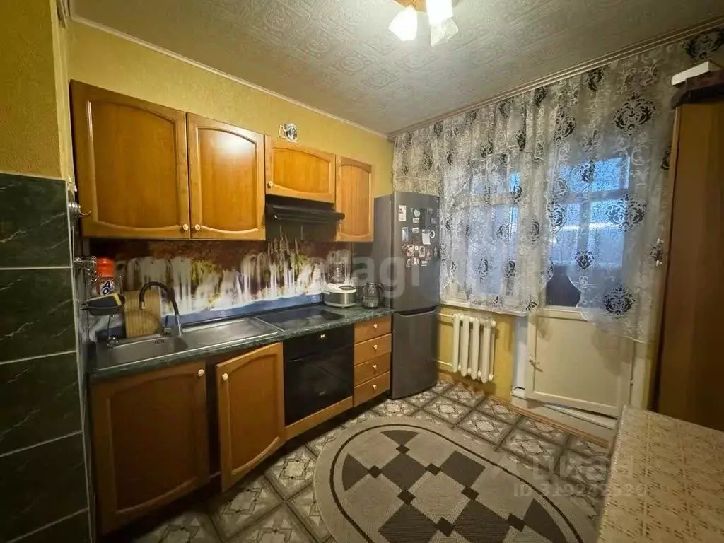 3-к кв. Ханты-Мансийский АО, Лангепас ул. Ленина, 28 (64.0 м) - Фото 0
