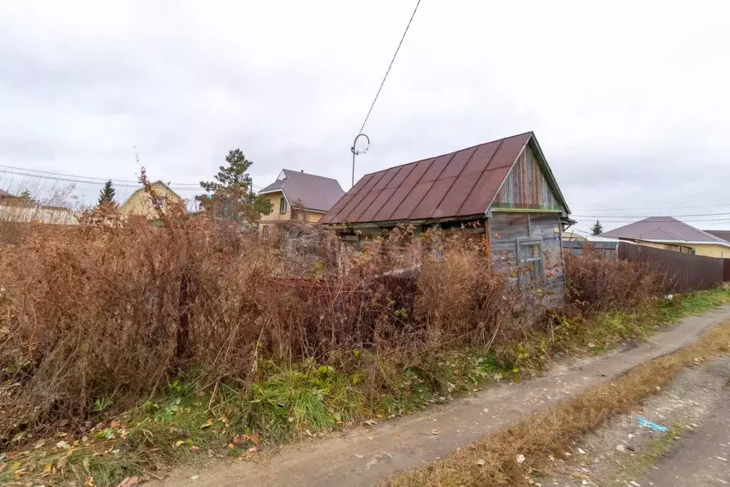 Участок в Тюменская область, Тюмень Юбилей садовое товарищество, ул. ... - Фото 0