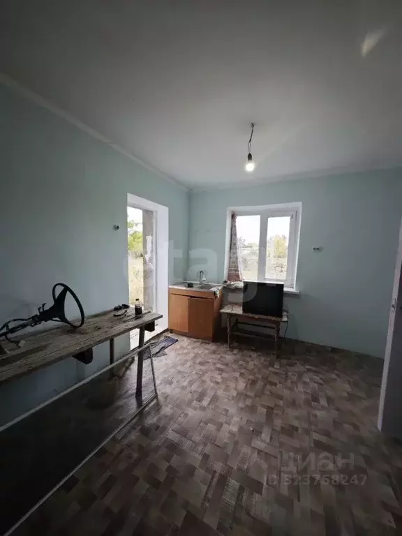 Дом в Крым, Сакский район, с. Сизовка ул. Трудовая (47 м) - Фото 2