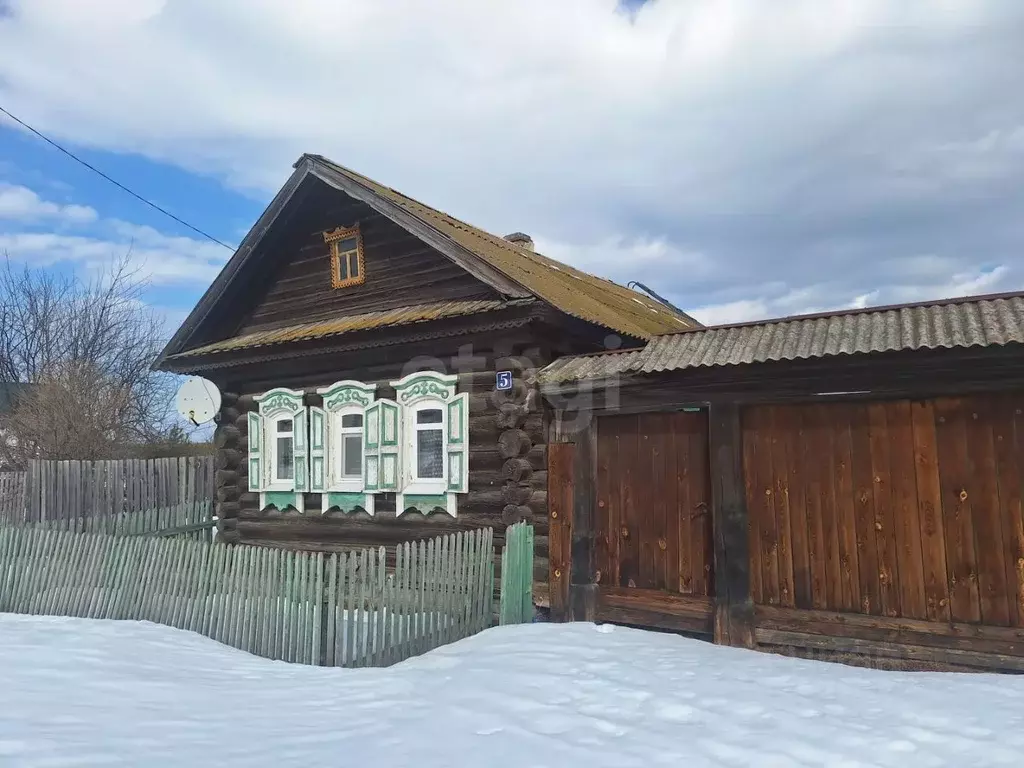 Дом в Свердловская область, Горноуральский муниципальный округ, с. ... - Фото 1