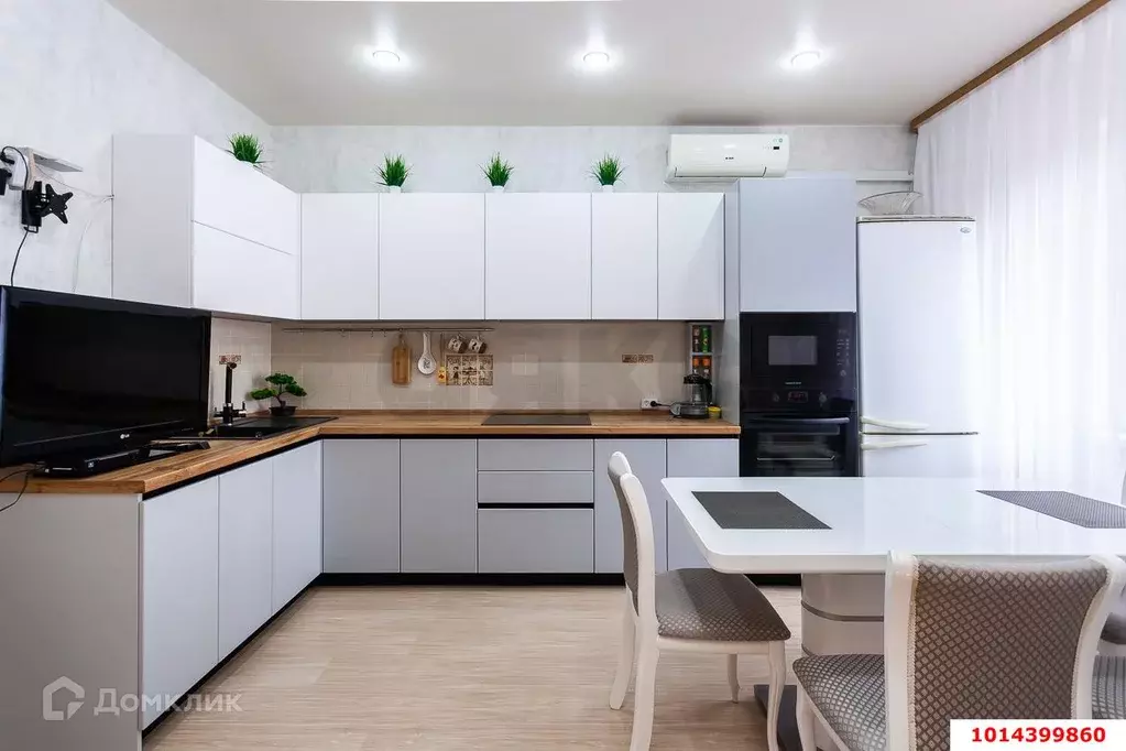 Продаётся 2-к квартира, 61.6 м - Фото 0