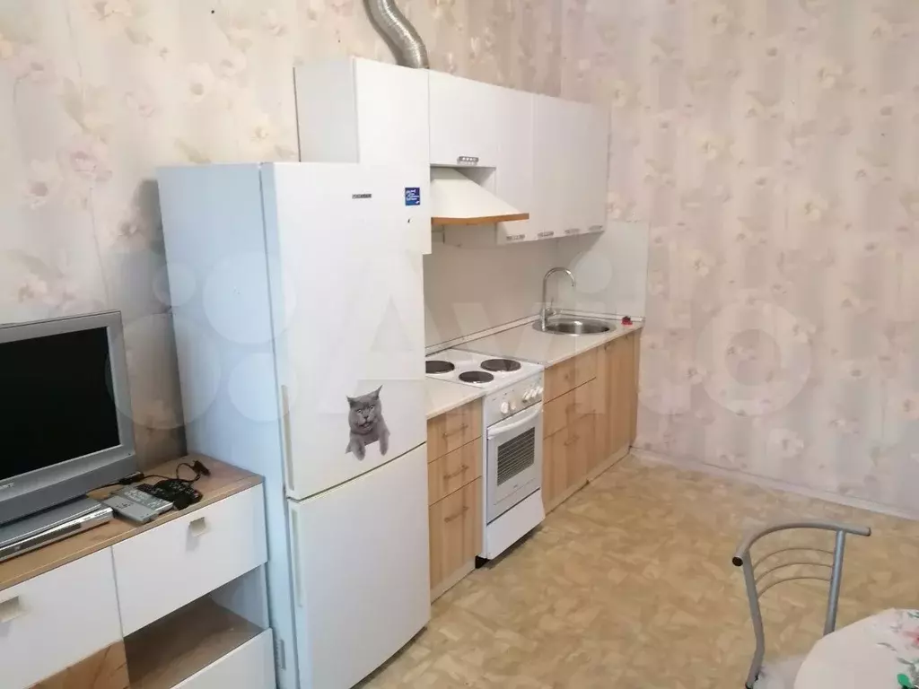 1-к. квартира, 38 м, 1/3 эт. - Фото 0