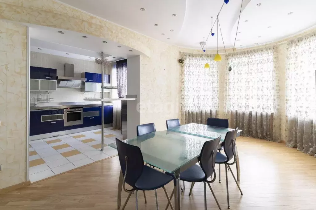 4-к кв. Тюменская область, Тюмень Севастопольская ул., 10к1 (234.1 м) - Фото 1