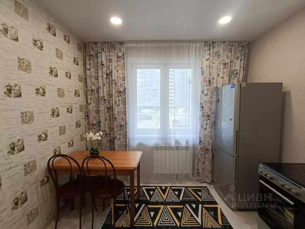 1-к кв. Красноярский край, Красноярск ул. Александра Матросова, 34 ... - Фото 0