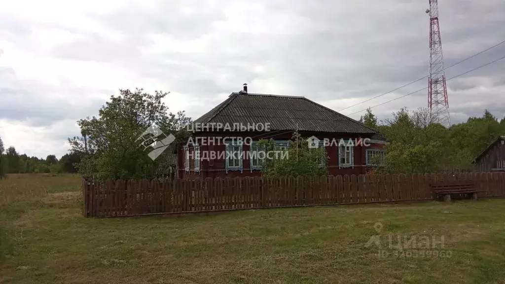 Дом в Рязанская область, Спасский район, Федотьевское с/пос, с. ... - Фото 0