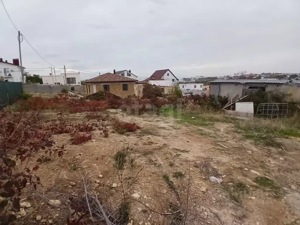 Участок в Севастополь ул. Эдуарда Асадова, 4 (4.0 сот.) - Фото 1