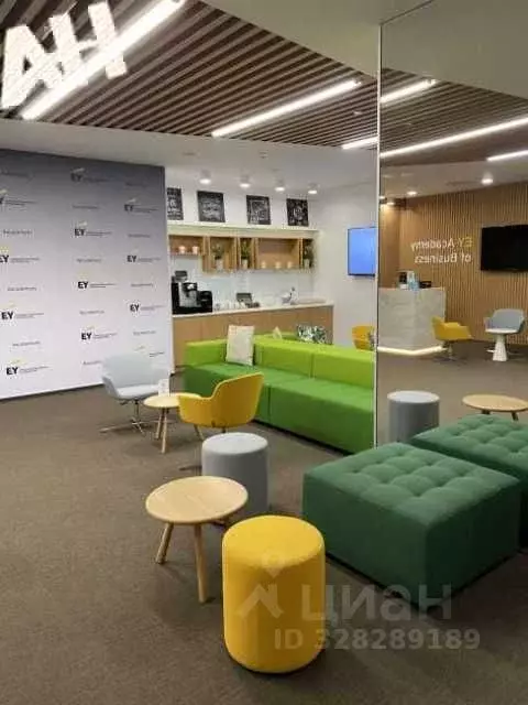 Помещение свободного назначения в Москва Павелецкая пл., 2С2 (1725 м) - Фото 1