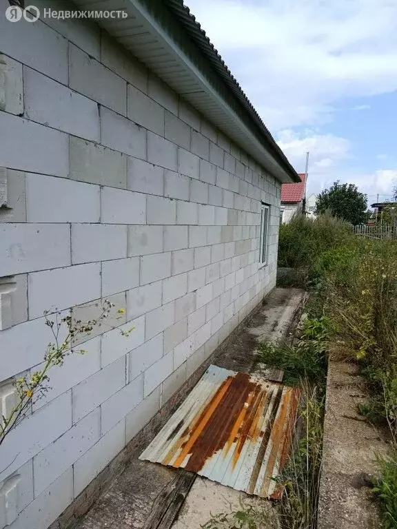 Дом в Исаклы, село Исаклы, улица Братьев Лагода, 27А (92.9 м) - Фото 0