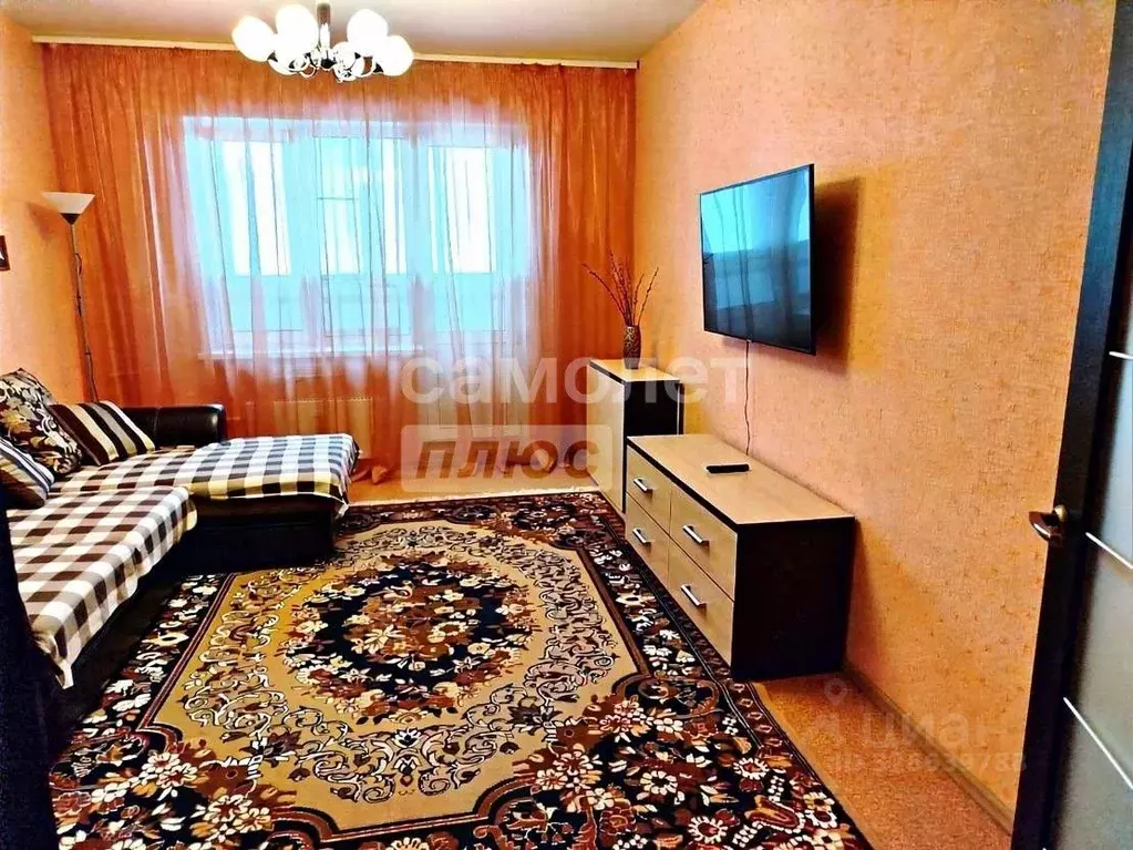 3-к кв. Омская область, Омск ул. 21-я Амурская, 35 (70.1 м) - Фото 1