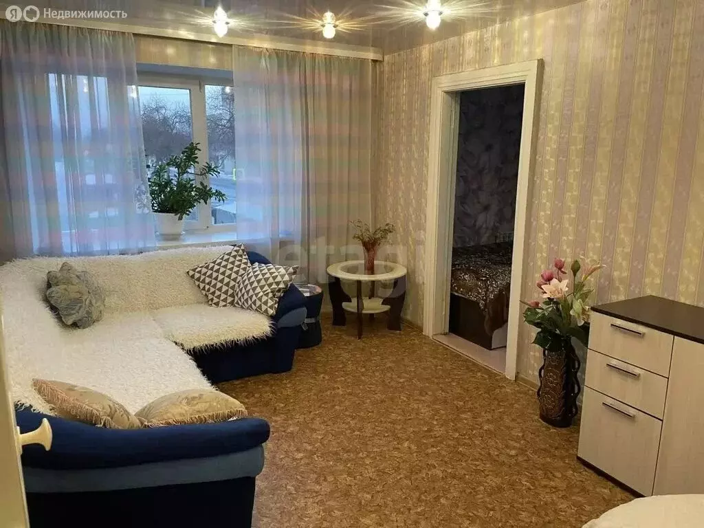 2-комнатная квартира: Ирбит, улица Орджоникидзе, 35А (43.3 м) - Фото 1