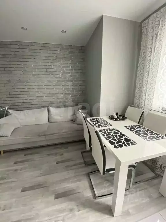 2-к кв. Калининградская область, Светлый ул. Ленина, 20В (56.8 м) - Фото 1