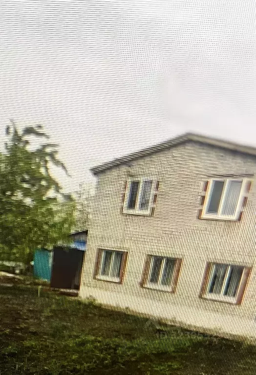 Коттедж в Самарская область, Кинельский район, Комсомольский с/пос, с. ... - Фото 1