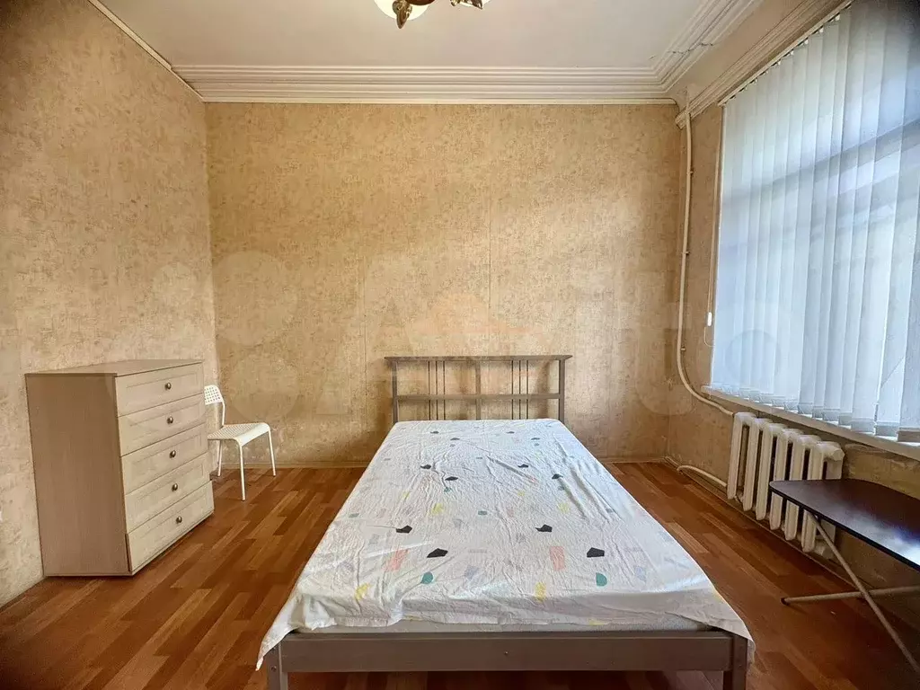 Комната 44 м в 6-к., 3/5 эт. - Фото 0