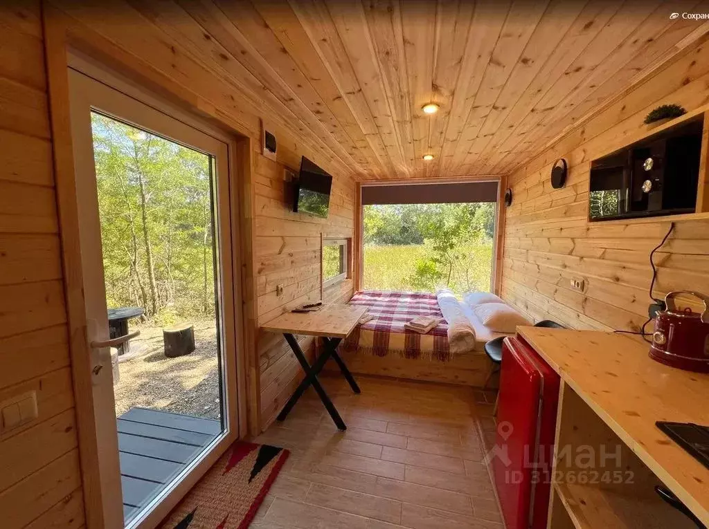 Дом в Адыгея, Тахтамукайский район, Энемское городское поселение, ... - Фото 1