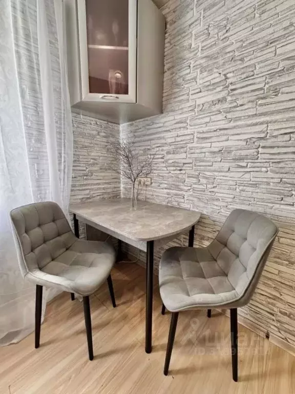 2-к кв. Иркутская область, Иркутск ул. Радищева, 184 (42.3 м) - Фото 0