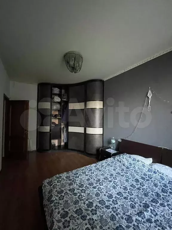 Комната 16 м в 3-к., 3/6 эт. - Фото 1
