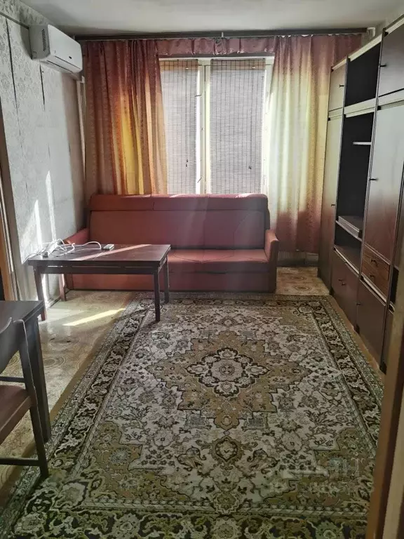 2-к кв. Москва Уссурийская ул., 5К1 (50.0 м) - Фото 0