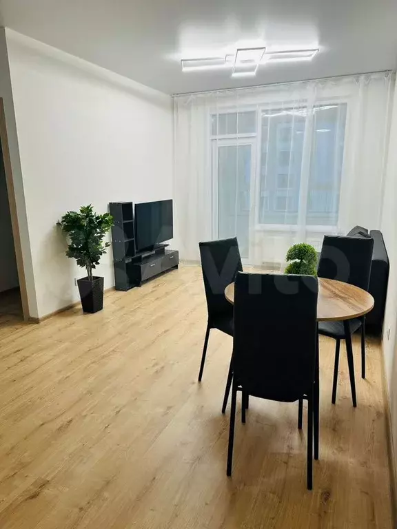1-к. квартира, 42 м, 7/16 эт. - Фото 0